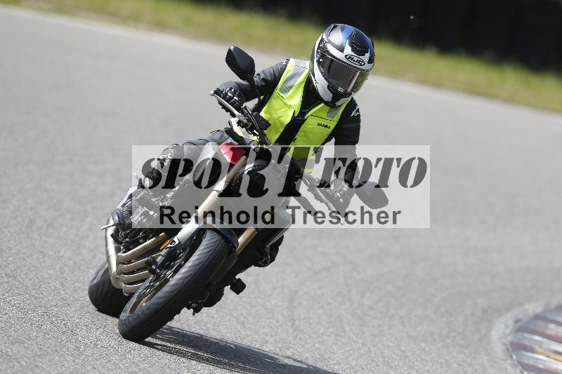 /Archiv-2024/17 01.05.2024 Speer Racing ADR/Schnuppertraining